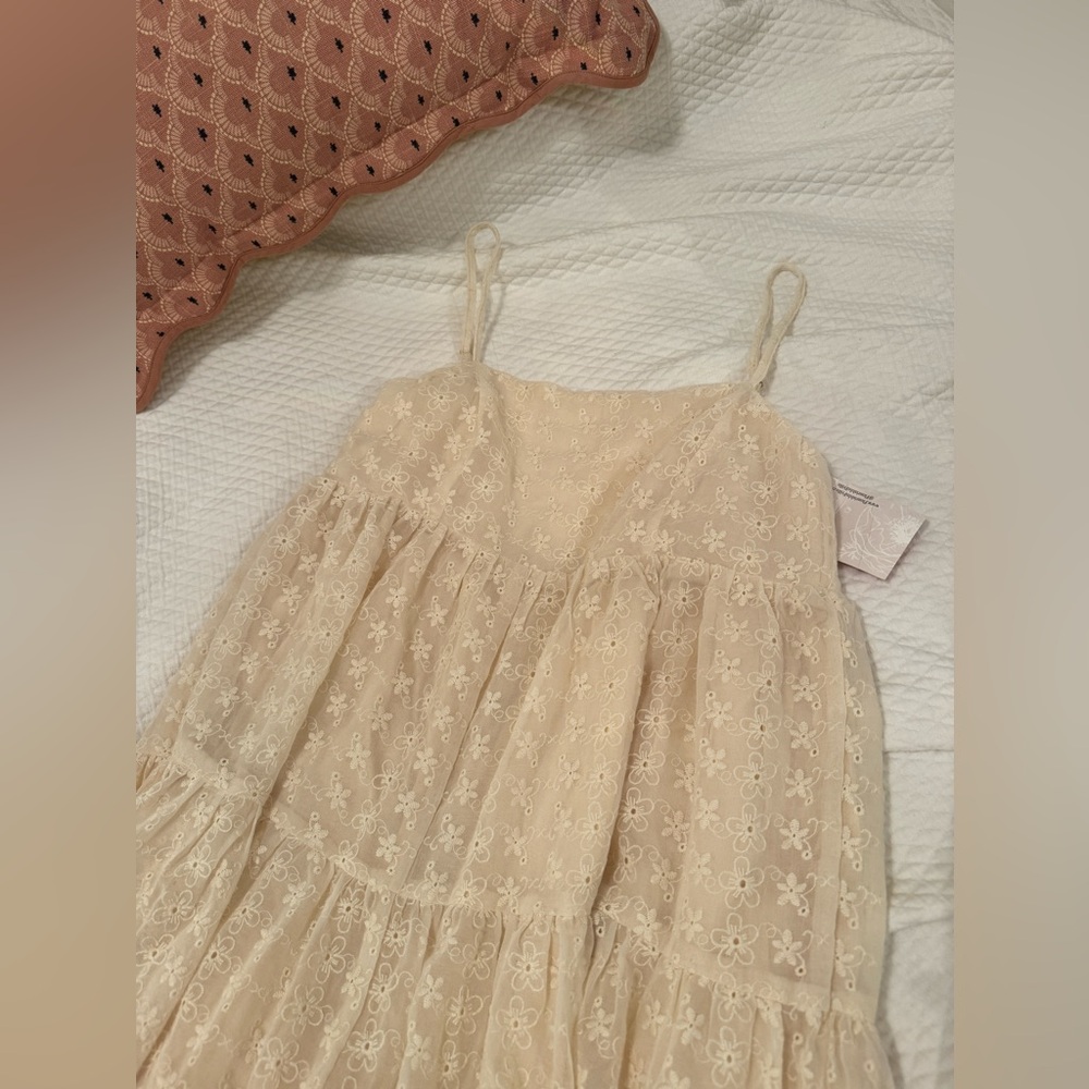 NWT Storia romper cream off white size small